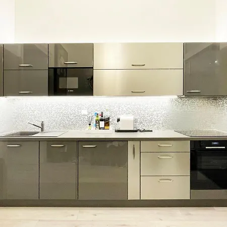 Vintage & Modern - Of Both Worlds In The Heart Of Apartment *