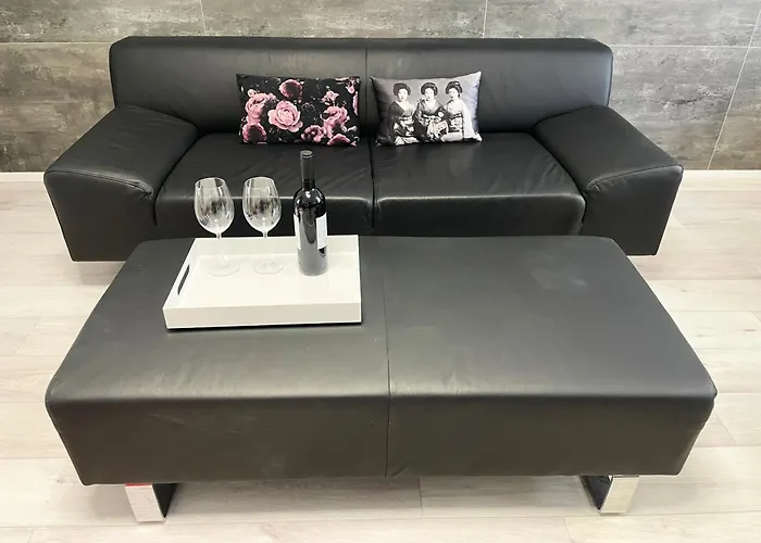 Vintage & Modern - Of Both Worlds In The Heart Of